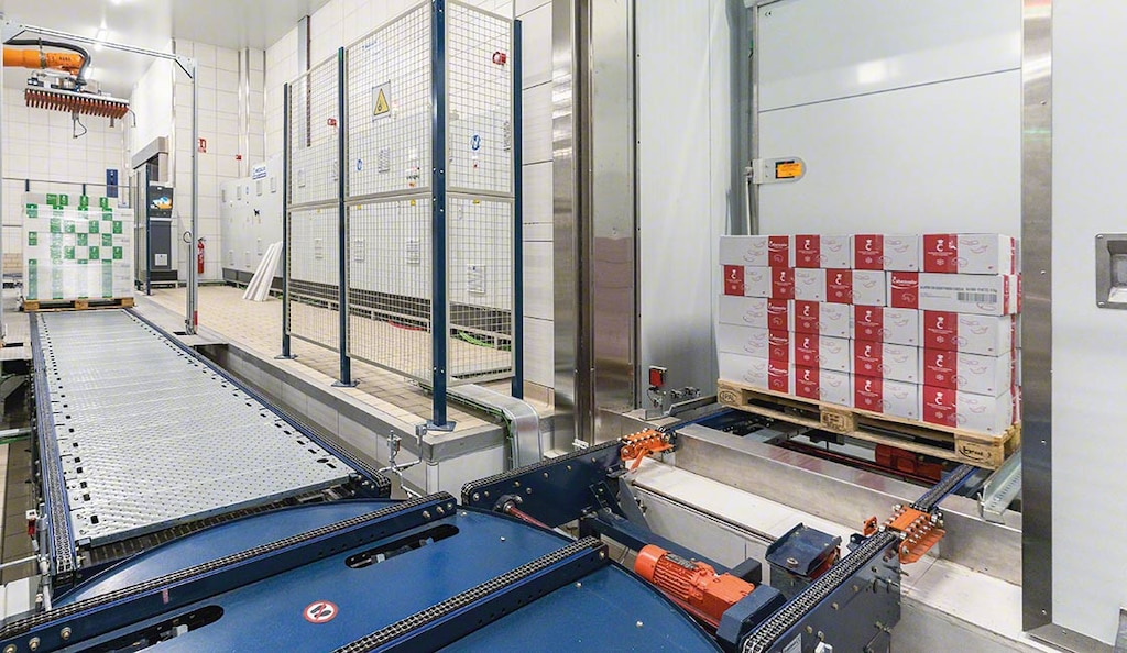 Los europallets son la unidad de carga idónea para operar en una bodega automática