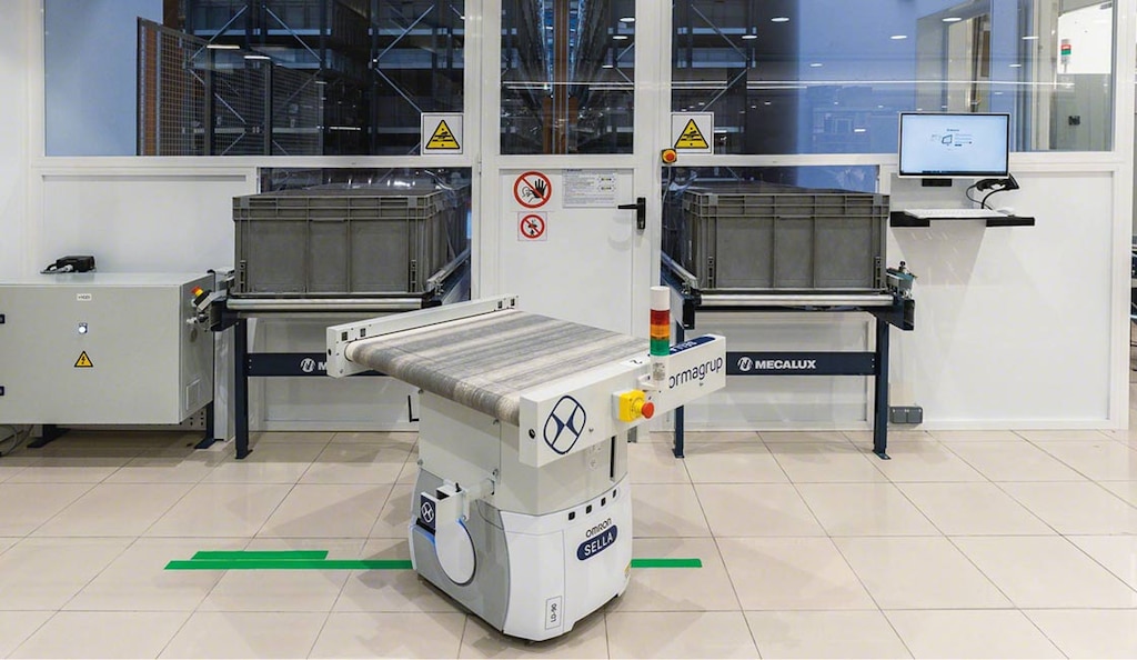 Los robots AGV pueden automatizar la extracción de stock de los racks o la distribución de producto para el ‘kitting’