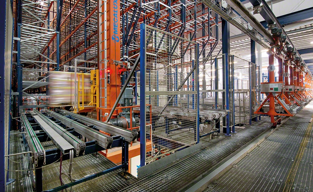 La bodega automática de Sokpol con capacidad de almacenaje para 28.400 pallets