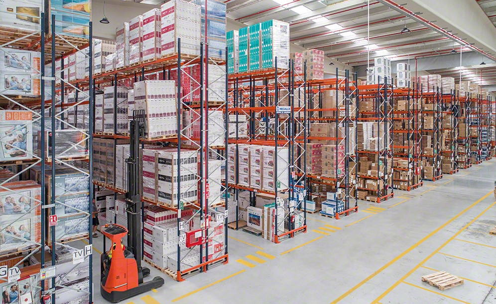 La bodega para la logística de electrodomésticos de Eldisser La bodega para la logística de electrodomésticos de Eldisser