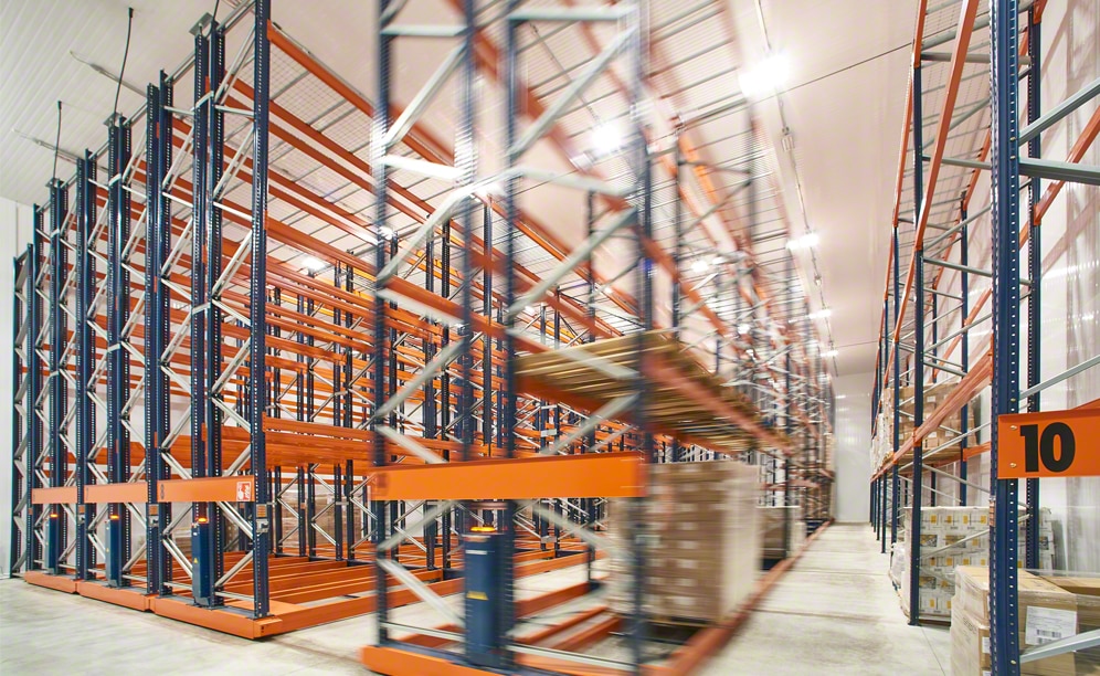 Racks Movirack en la nueva bodega de F.lli Sabbini