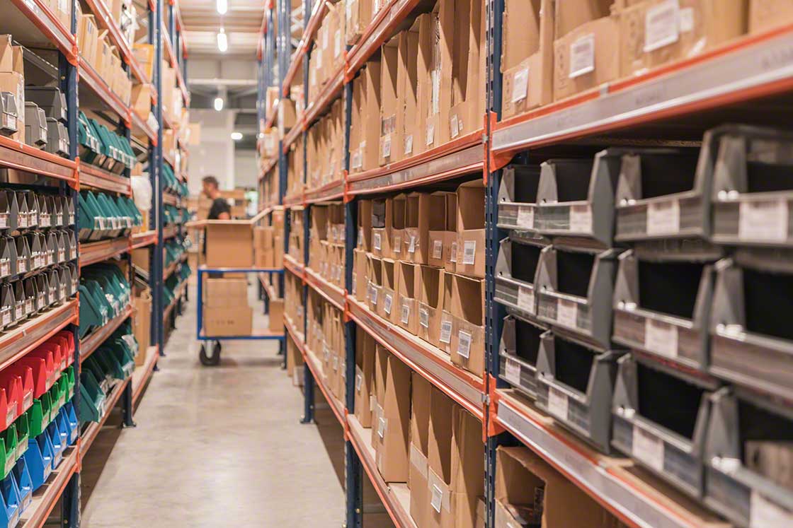 El ‘pick-to-cart’ está recomendado para aquellos bodegas con productos pequeños y flujos moderados