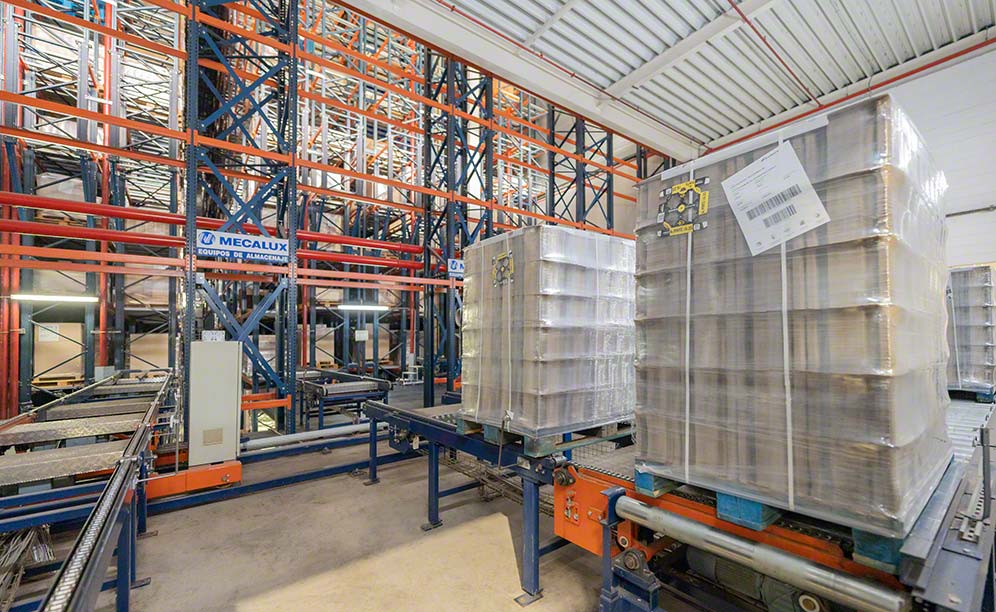 Bodega automática de la empresa líder en el sector del packaging Alzamora Group