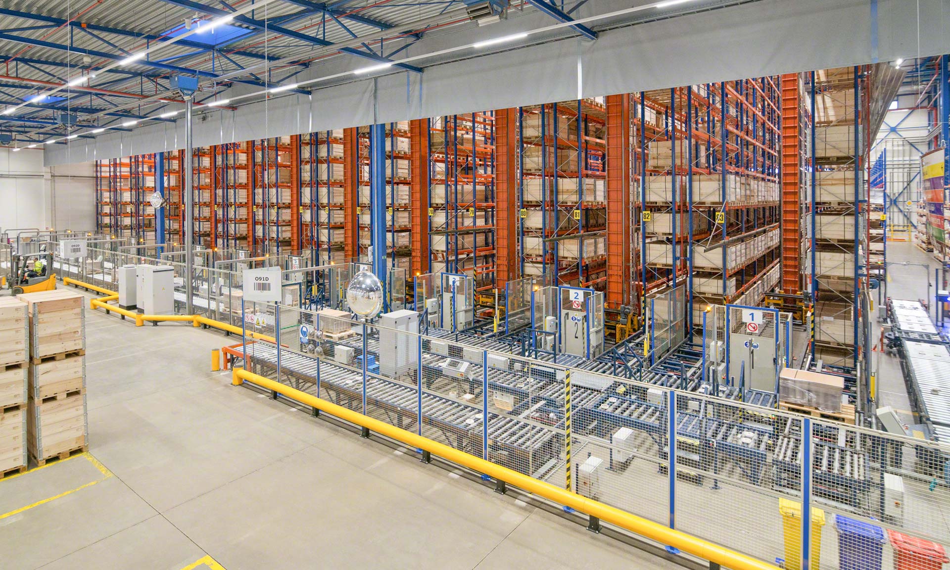 IKEA Components automatiza su bodega de Malacky sin interrumpir las operativas IKEA Components automatiza su bodega de Malacky sin interrumpir las operativas