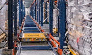 Clavo Food Factory duplica su capacidad con el Pallet Shuttle Automático 3D