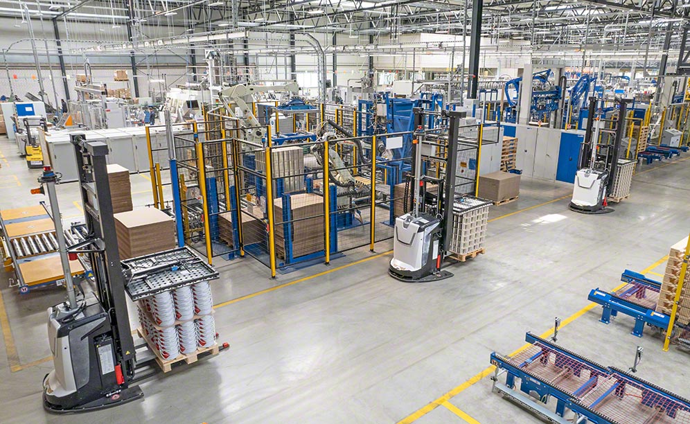 Bodega automática de materias primas de Blechwarenfabrik en Limburg (Alemania)