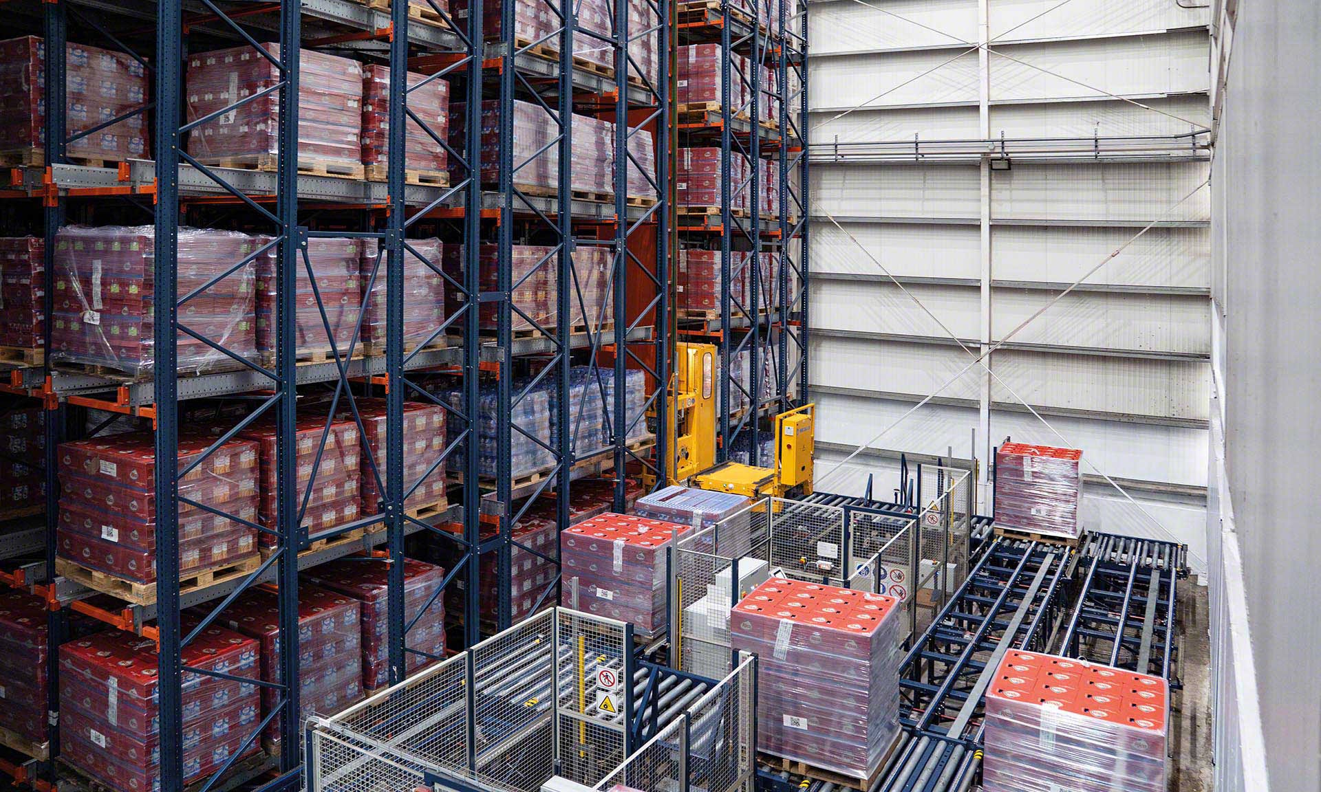 Grupo Rica inaugura la primera bodega automática de pallets de la República Dominicana Grupo Rica inaugura la primera bodega automática de pallets de la República Dominicana
