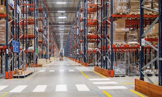 Hasta 18.000 pedidos diarios en la nueva bodega multicanal de Sportisimo