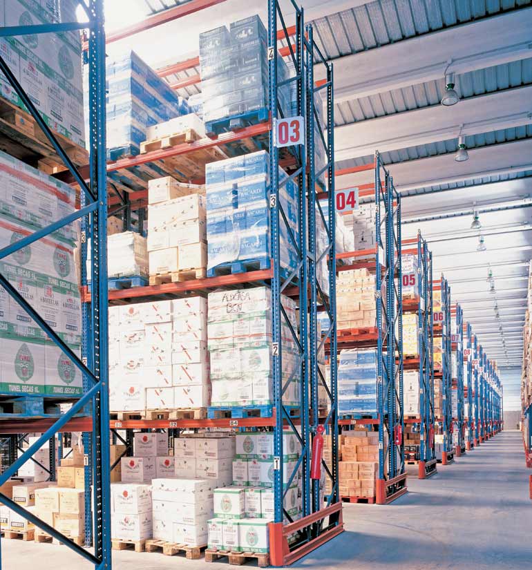 Bodega para una empresa de distribución