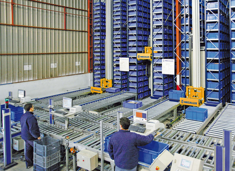Bodega de piezas pequeñas dedicada a la ferretería, suministro industrial, bricolaje y construcción.