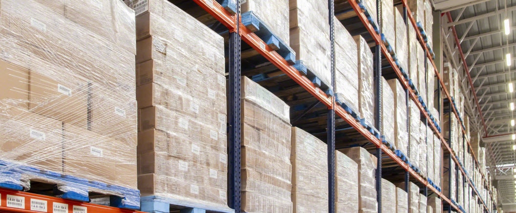 Easy Logistique: bodega con muebles para el hogar Easy Logistique: bodega con muebles para el hogar